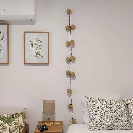 Casinha Da Marina - Totalmente Renovada * 나자레